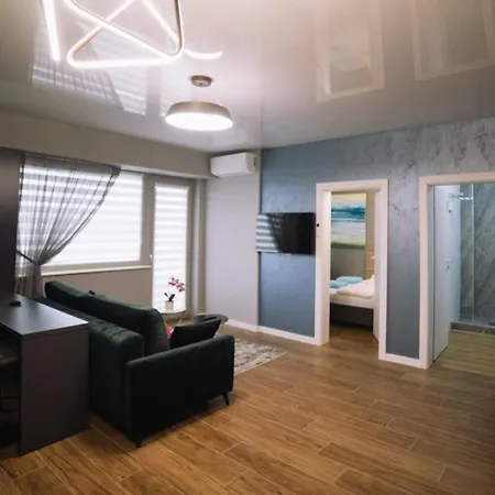 Апартаменты Londra - Endless Summer Mamaia Nord *