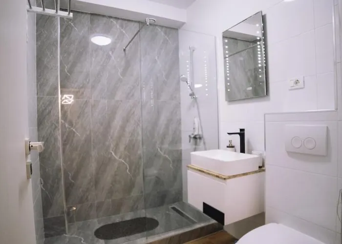 Londra - Endless Summer Mamaia Nord Navodari